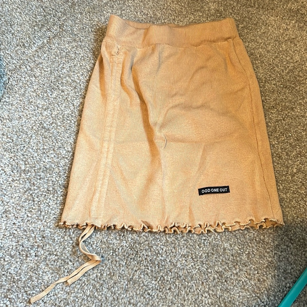 Brown skirt with tie string
